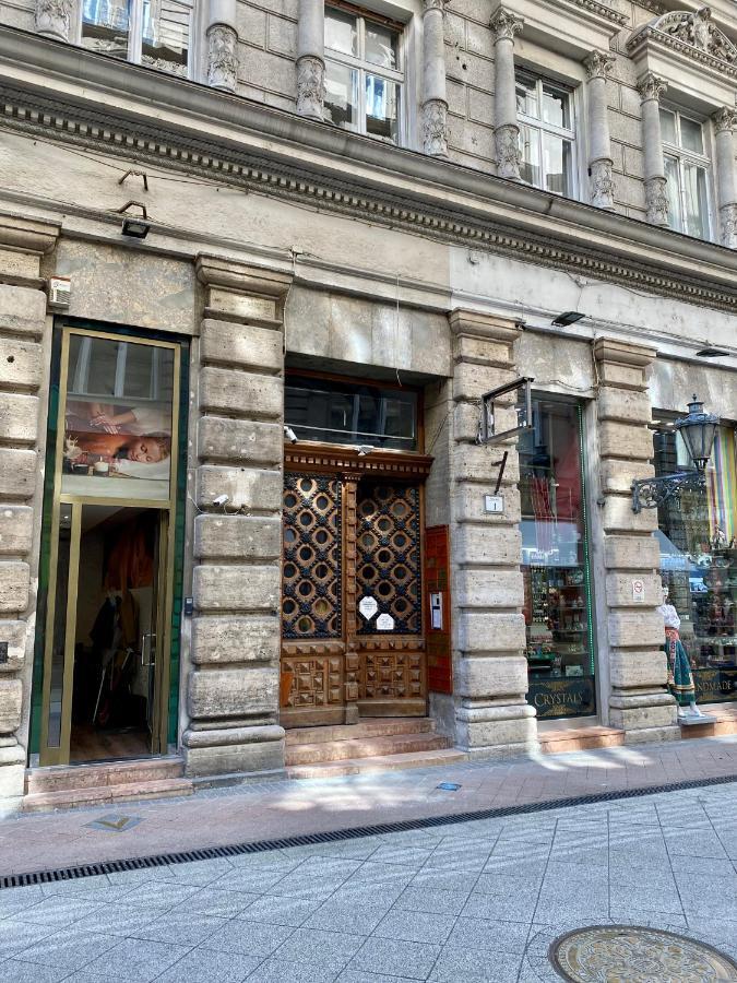 Maison De Fashion Apartment Будапеща Екстериор снимка